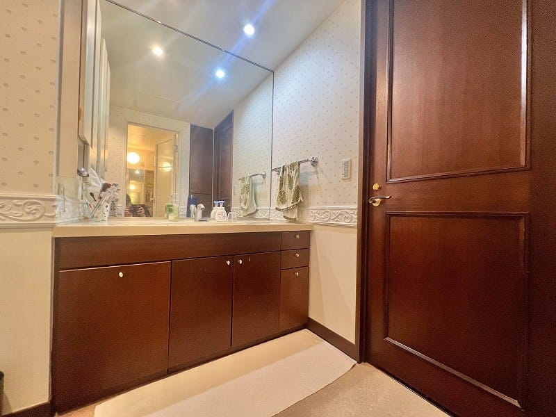 グランフォルム六番町